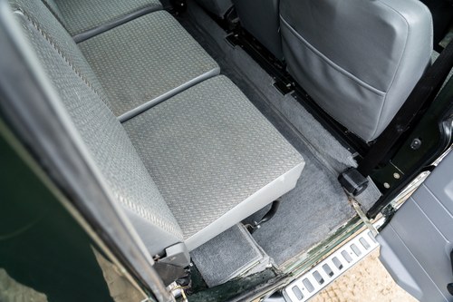 1998 Land Rover Defender 110 For Sale (picture 36 of 111)