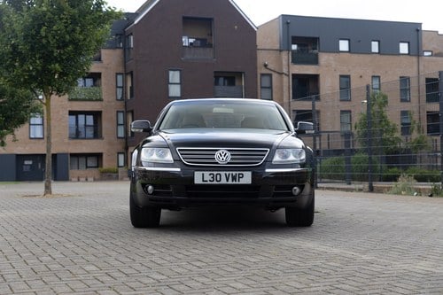 2004 Volkswagen Phaeton 3.2 V6 In vendita (immagine 2 di 261)