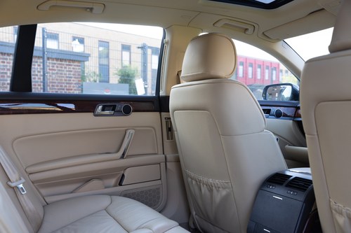 2004 Volkswagen Phaeton 3.2 V6 In vendita (immagine 78 di 261)