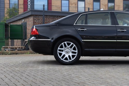 2004 Volkswagen Phaeton 3.2 V6 In vendita (immagine 127 di 261)