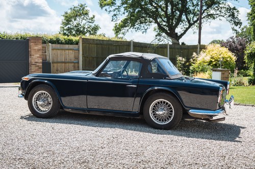 1966 Triumph TR4A IRS In vendita (immagine 15 di 133)