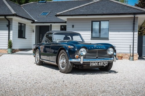 1966 Triumph TR4A IRS In vendita (immagine 23 di 133)