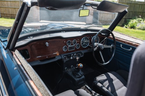 1966 Triumph TR4A IRS In vendita (immagine 35 di 133)