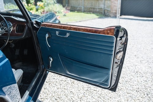 1966 Triumph TR4A IRS In vendita (immagine 48 di 133)