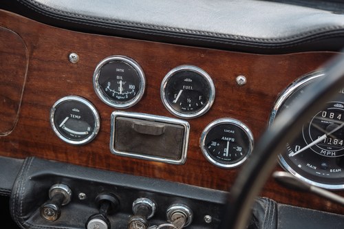 1966 Triumph TR4A IRS In vendita (immagine 58 di 133)