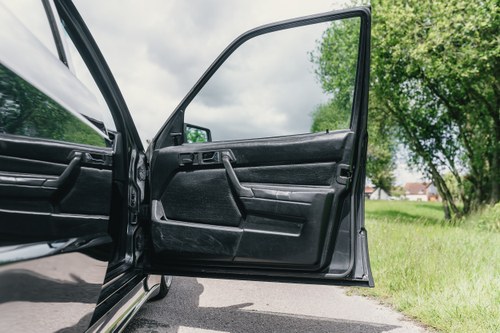 1989 Mercedes-Benz 190E Cosworth 2.5-16 à venda (imagem 19 de 119)