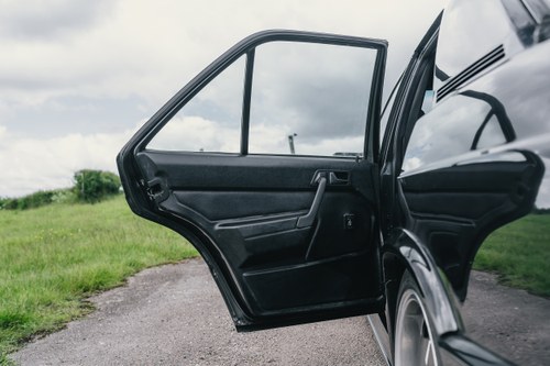 1989 Mercedes-Benz 190E Cosworth 2.5-16 à venda (imagem 53 de 119)