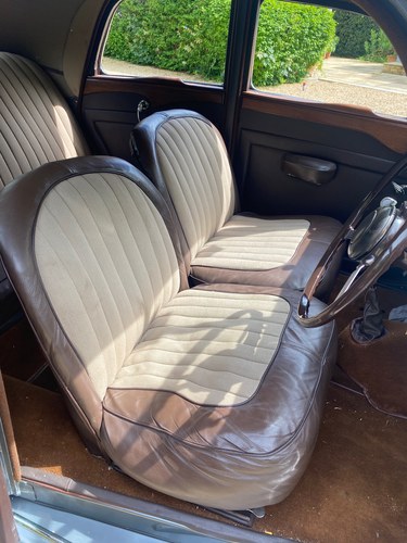 1948 Riley RMB 2.5 Litre Saloon à venda (imagem 34 de 123)