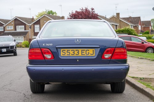 1998 Mercedes-Benz W210 E320 Elegance In vendita (immagine 8 di 187)