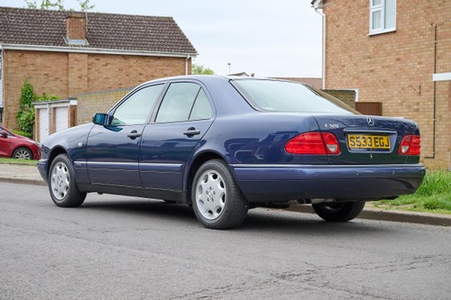 1998 Mercedes-Benz W210 E320 Elegance In vendita (immagine 9 di 187)