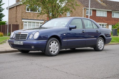 1998 Mercedes-Benz W210 E320 Elegance In vendita (immagine 4 di 187)