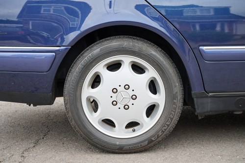 1998 Mercedes-Benz W210 E320 Elegance In vendita (immagine 12 di 187)