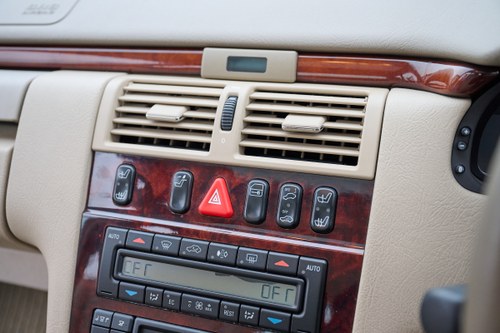 1998 Mercedes-Benz W210 E320 Elegance In vendita (immagine 47 di 187)