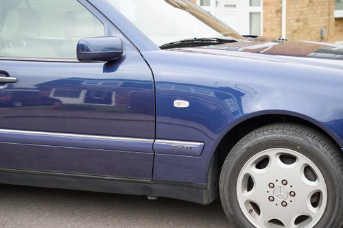 1998 Mercedes-Benz W210 E320 Elegance In vendita (immagine 99 di 187)