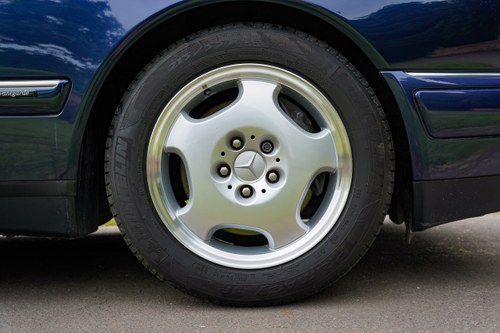 1998 Mercedes-Benz E430 Avantgarde Estate W210 In vendita (immagine 38 di 249)