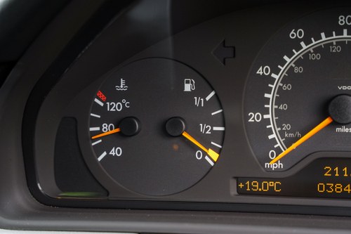 1998 Mercedes-Benz E430 Avantgarde Estate W210 In vendita (immagine 63 di 249)