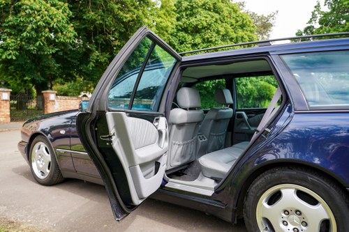 1998 Mercedes-Benz E430 Avantgarde Estate W210 In vendita (immagine 104 di 249)