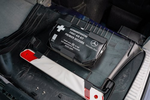 1998 Mercedes-Benz E430 Avantgarde Estate W210 In vendita (immagine 144 di 249)