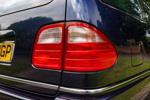 1998 Mercedes-Benz E430 Avantgarde Estate W210 In vendita (immagine 176 di 249)