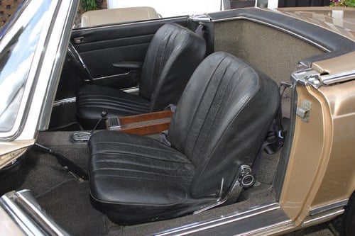 1970 Mercedes-Benz 280SL Pagoda zum Verkauf (Bild 32 von 165)