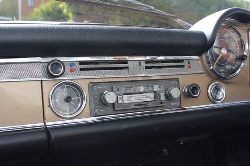 1970 Mercedes-Benz 280SL Pagoda zum Verkauf (Bild 39 von 165)