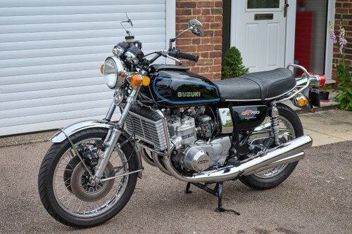 1976 Suzuki GT750 à vendre (picture 6 of 149)
