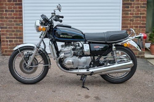 1976 Suzuki GT750 à vendre (picture 9 of 149)