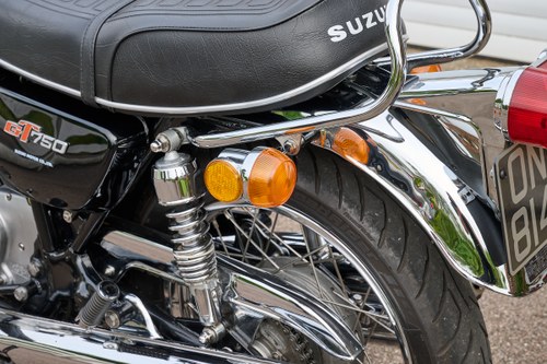 1976 Suzuki GT750 à vendre (picture 92 of 149)