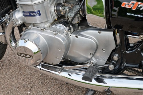 1976 Suzuki GT750 à vendre (picture 128 of 149)