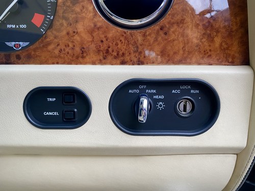 1997 Bentley Turbo R LWB In vendita (immagine 57 di 114)