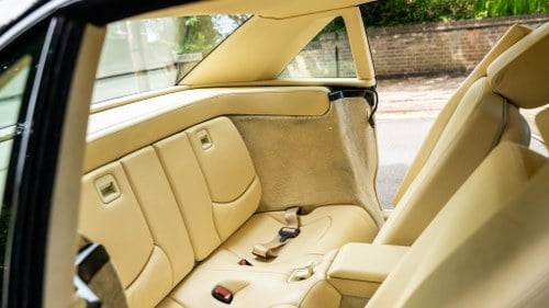 1986 Mercedes-Benz 300SL R107 till salu (bild 280 av 396)