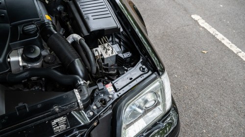 1986 Mercedes-Benz 300SL R107 till salu (bild 372 av 396)