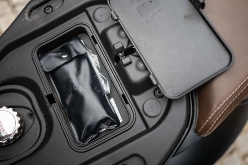 2015 Piaggio Vespa 946 Emporio Armani Edition In vendita (immagine 88 di 103)