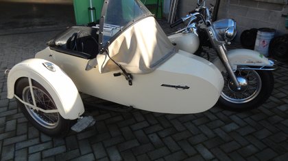 1966 Harley-Davidson FLH Electra-Glide 1200 Sidecar Outfit