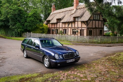 1998 Mercedes-Benz E430 Avantgarde Estate W210 In vendita (immagine 15 di 249)