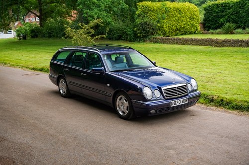 1998 Mercedes-Benz E430 Avantgarde Estate W210 In vendita (immagine 18 di 249)