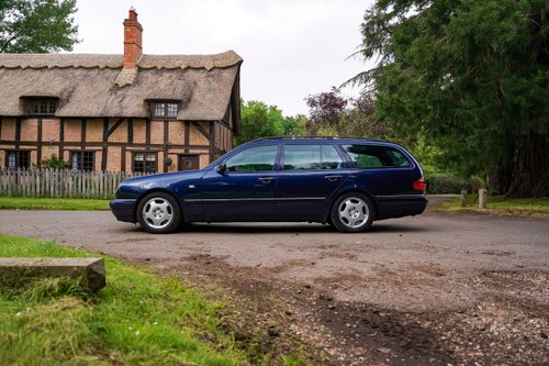 1998 Mercedes-Benz E430 Avantgarde Estate W210 In vendita (immagine 37 di 249)
