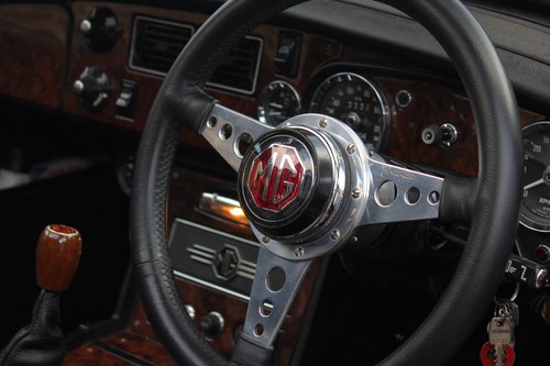 1974 MGB GT V8 à vendre (picture 49 of 164)