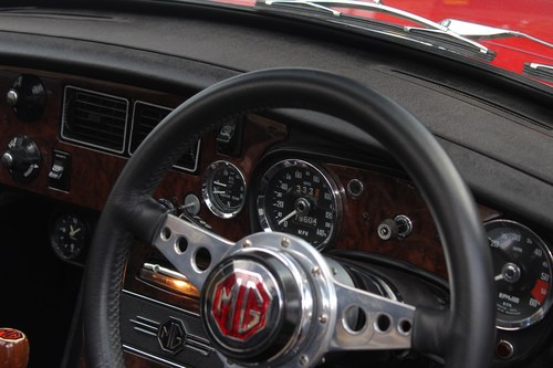 1974 MGB GT V8 à vendre (picture 50 of 164)