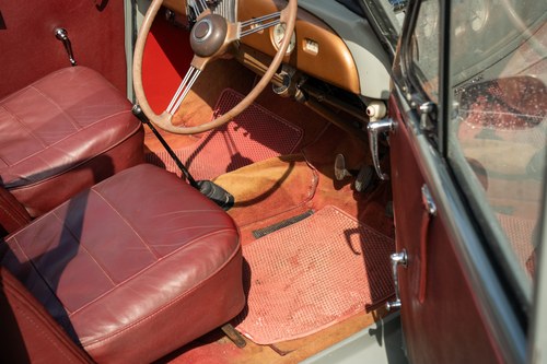 1954 Morris Minor 1000 Convertible In vendita (immagine 38 di 132)