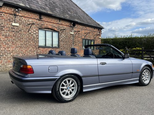 1997 BMW E36 328i à vendre (picture 12 of 75)