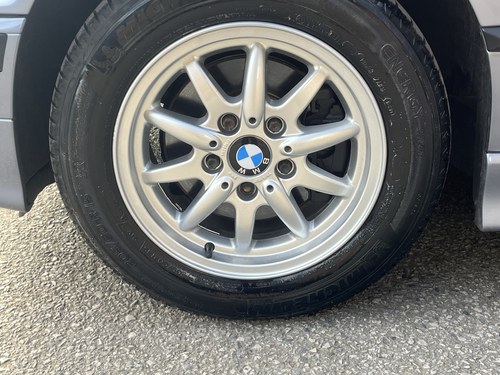 1997 BMW E36 328i à vendre (picture 32 of 75)