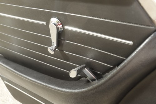 1965 Volvo P1800 For Sale (picture 43 of 176)