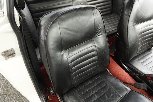 1965 Volvo P1800 For Sale (picture 49 of 176)