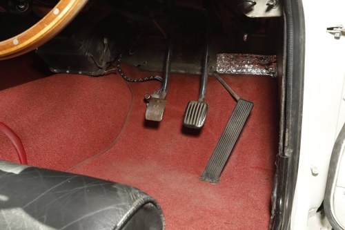 1965 Volvo P1800 For Sale (picture 70 of 176)