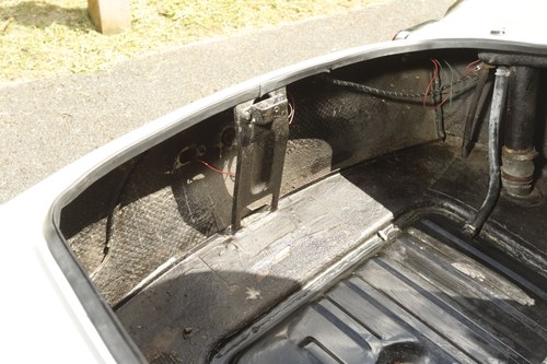 1965 Volvo P1800 For Sale (picture 100 of 176)