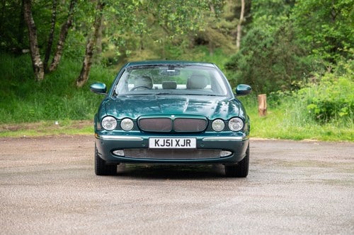 2003 Jaguar XJR X350 For Sale (picture 7 of 208)