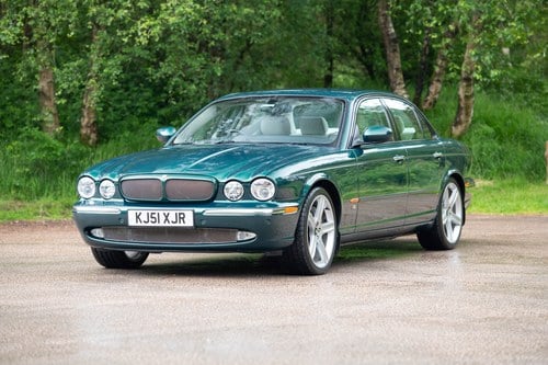 2003 Jaguar XJR X350 For Sale (picture 8 of 208)