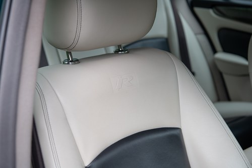 2003 Jaguar XJR X350 For Sale (picture 44 of 208)