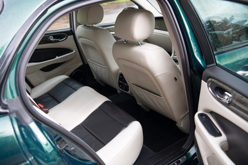 2003 Jaguar XJR X350 For Sale (picture 50 of 208)